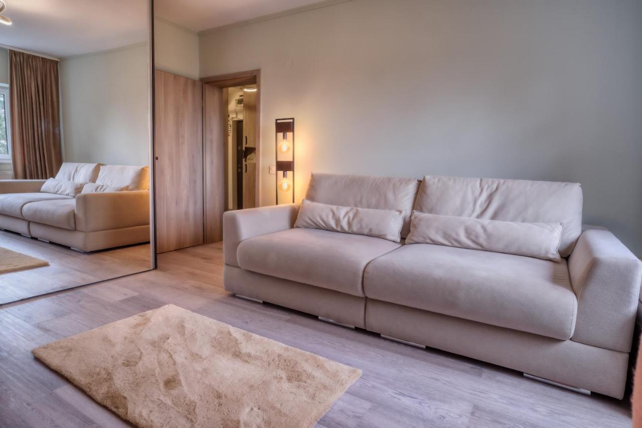 Central Luxury Apartment With City View ブラショフ エクステリア 写真
